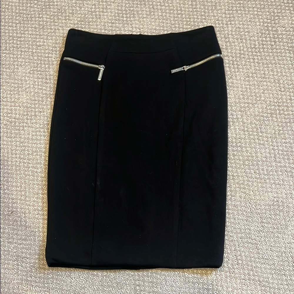 Elegant Black Pencil Skirt